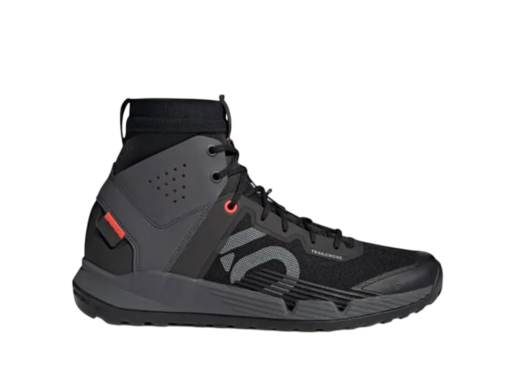 アディダス 510 トレイルクロス ミッド プロ マウンテンバイク "コアブラック/グレーツー/ソーラーレッド"