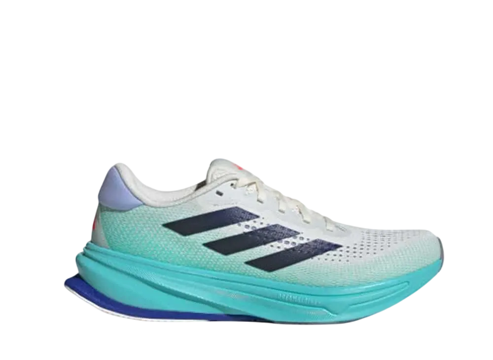 アディダス スーパーノヴァ ライズ "オフホワイト/ルシッドブルー/フラッシュアクア"