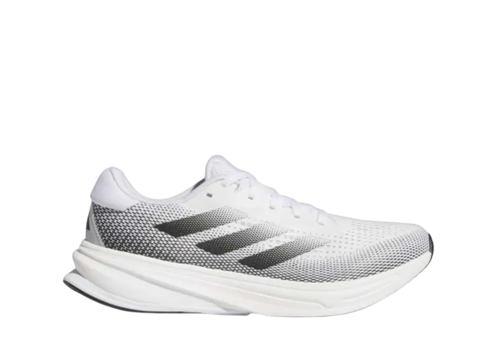 アディダス スーパーノヴァ ライズ "クラウドホワイト/コアブラック/ゼロメタリック"