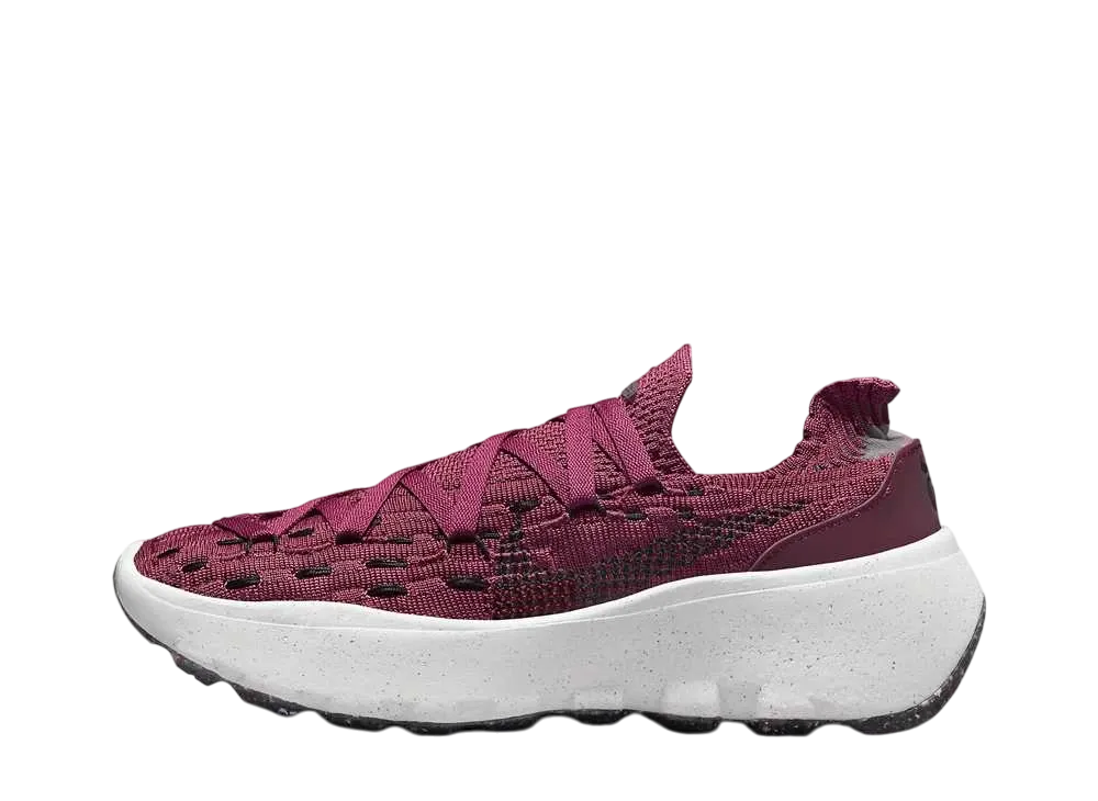 ナイキ ウィメンズ スペースヒッピー04 "スウィートビート/チームレッド/フォトンダスト/ブラック"