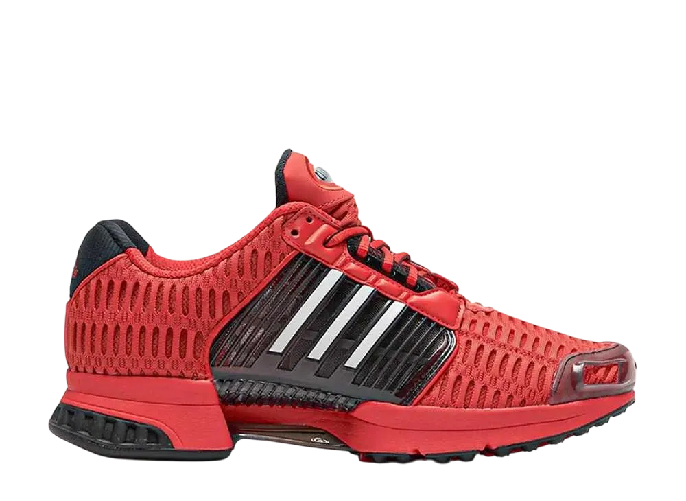 アディダス クライマクール "コアレッド"