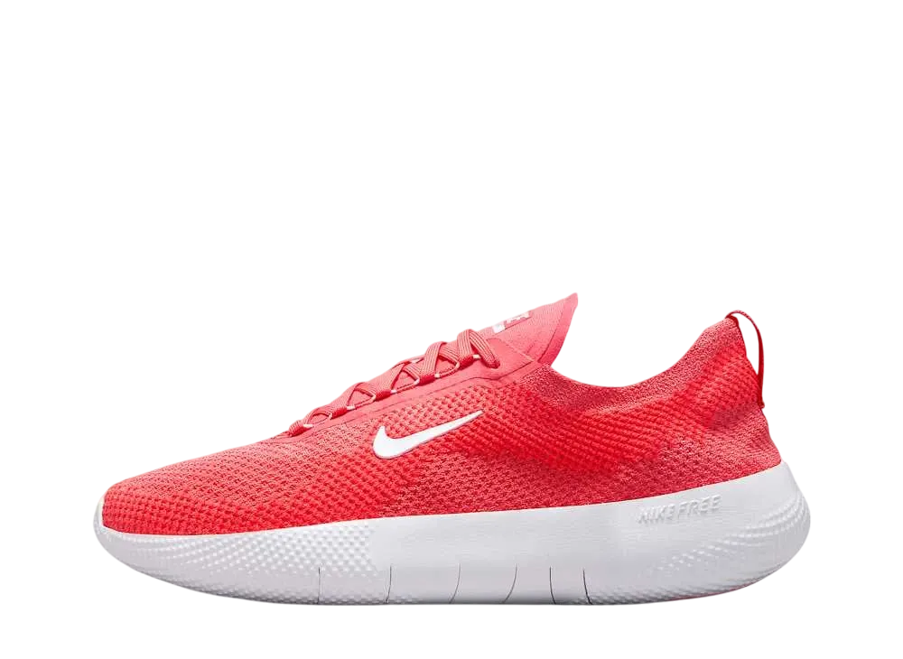 ナイキ ウィメンズ フリー2025 "マジックエンバー/ブライトクリムゾン/ホワイト"