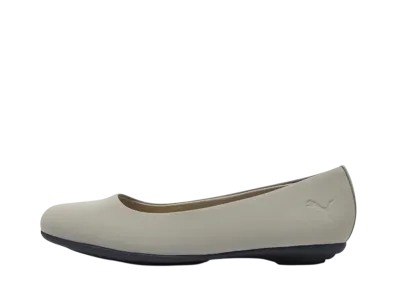 Puma Women's Yongi Flat "Birch Tree"