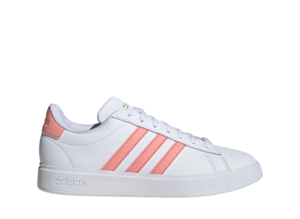 アディダス ウィメンズ グランドコート2.0 "クラウドホワイト/セミピンクスパーク/ゴールドメタリック"