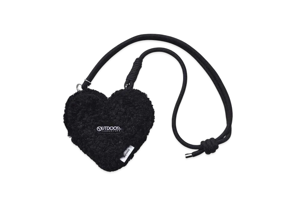 BASICKS x OUTDOOR PRODUCTS x Firsthand Mini Boa Heart Bag "Black"