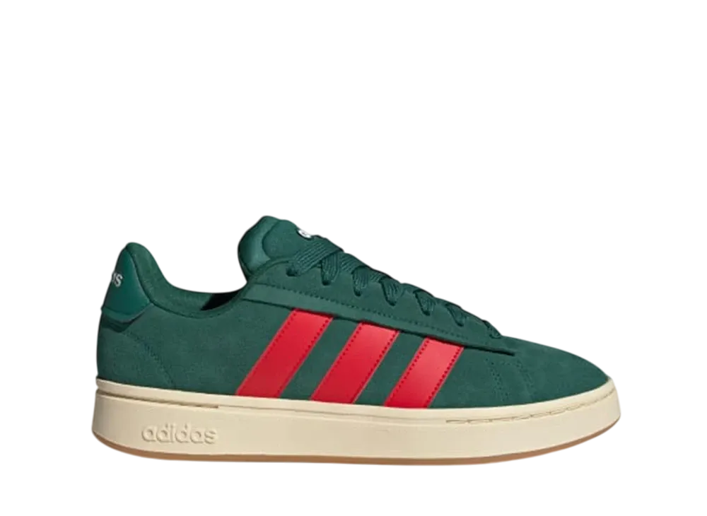 アディダス グランドコート アルファ "カレッジグリーン/ベタースカーレット/オフホワイト"