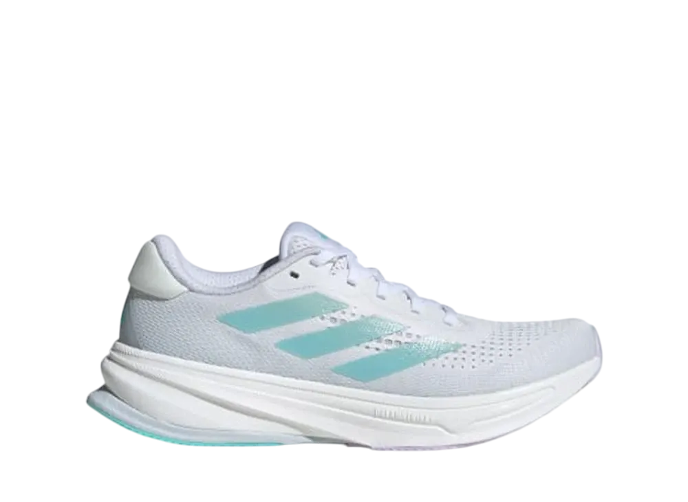 アディダス ウィメンズ スーパーノヴァ ライズ ランニング "クラウドホワイト/リネングリーンメット/フラッシュアクア"