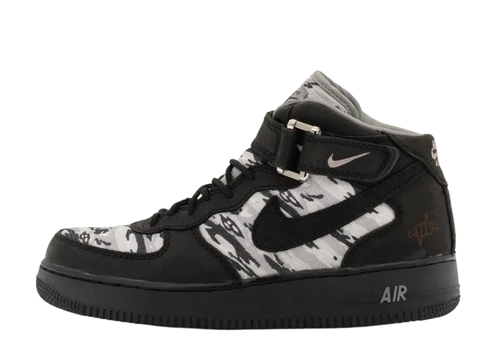 スタッシュ × ナイキ エアフォースX ミッド "スタッシュブラック" (2004)