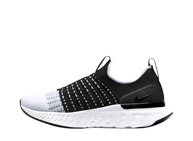 Nike Women's React Phantom Run Flyknit 2 "Black/White"