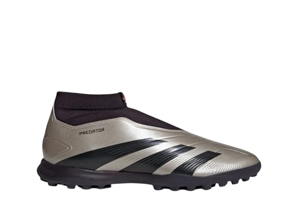 アディダス プレデター リーグ レースレス ターフ "プラチナメタリック/オーロラブラック/ターボ"