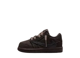 トラヴィススコット × ナイキ(TRAVIS SCOTT NIKE)スニーカー トラヴィススコット × ナイキ(TRAVIS SCOTT NIKE)スニーカー