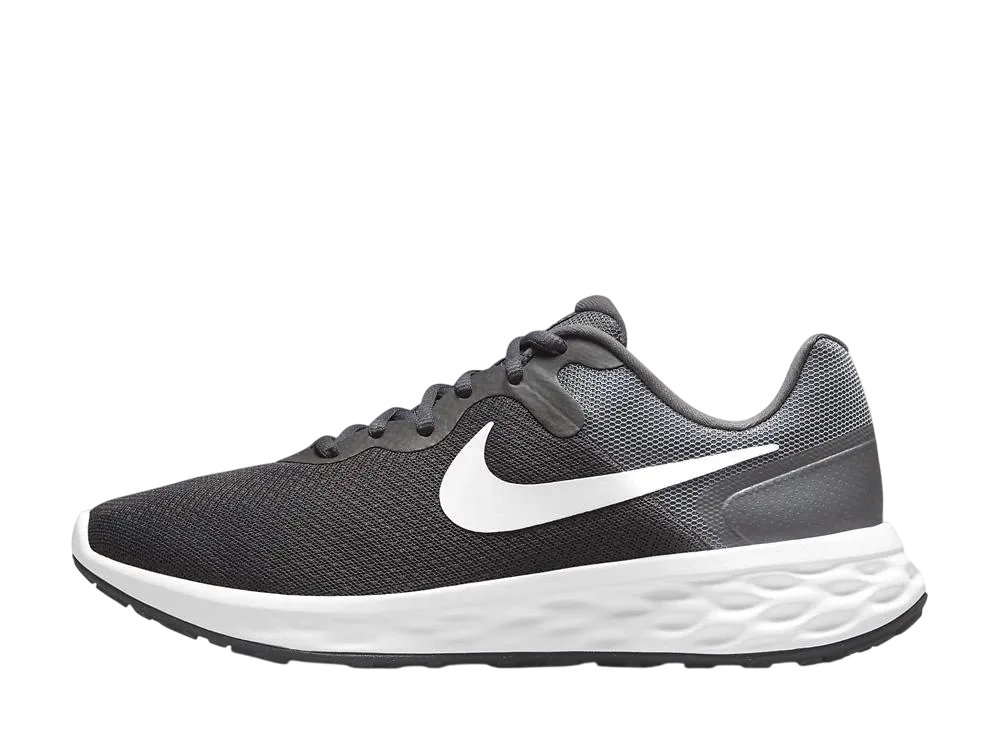 ナイキ レボリューション6 "アイアングレー/スモークグレー/ブラック/ホワイト"