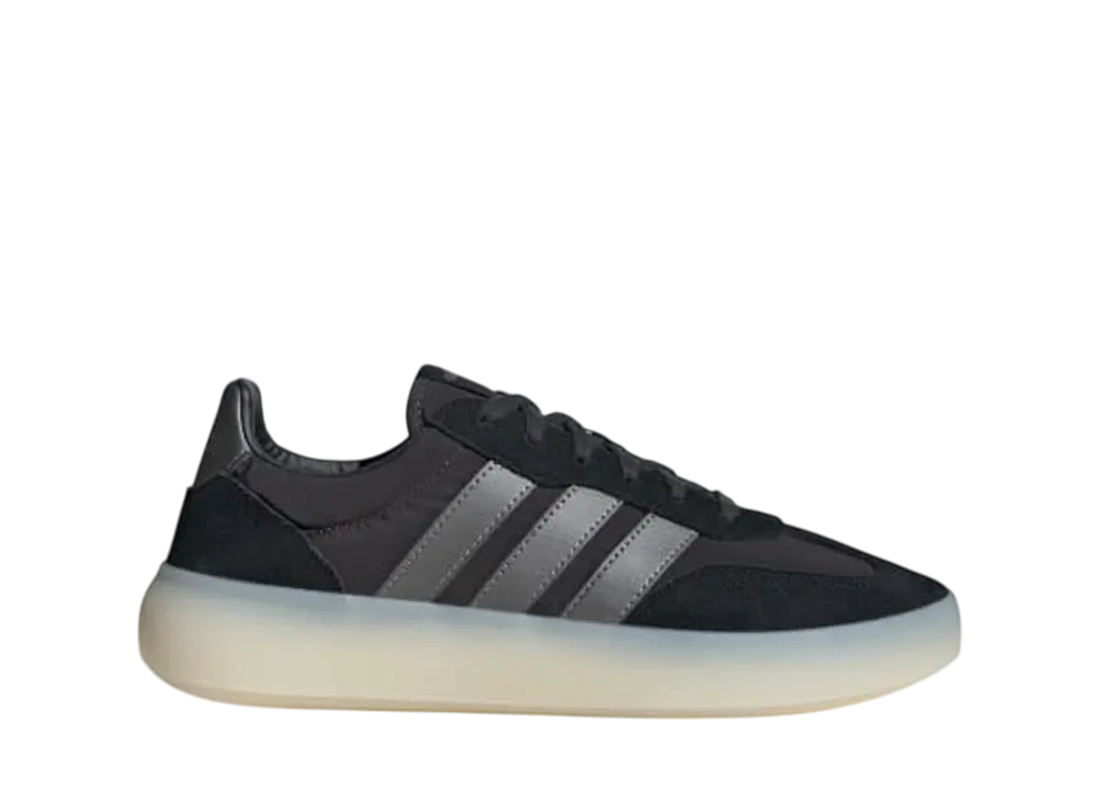 アディダス ウィメンズ バレーダデコード "コアブラック/アイアンメタリック/カーボン"