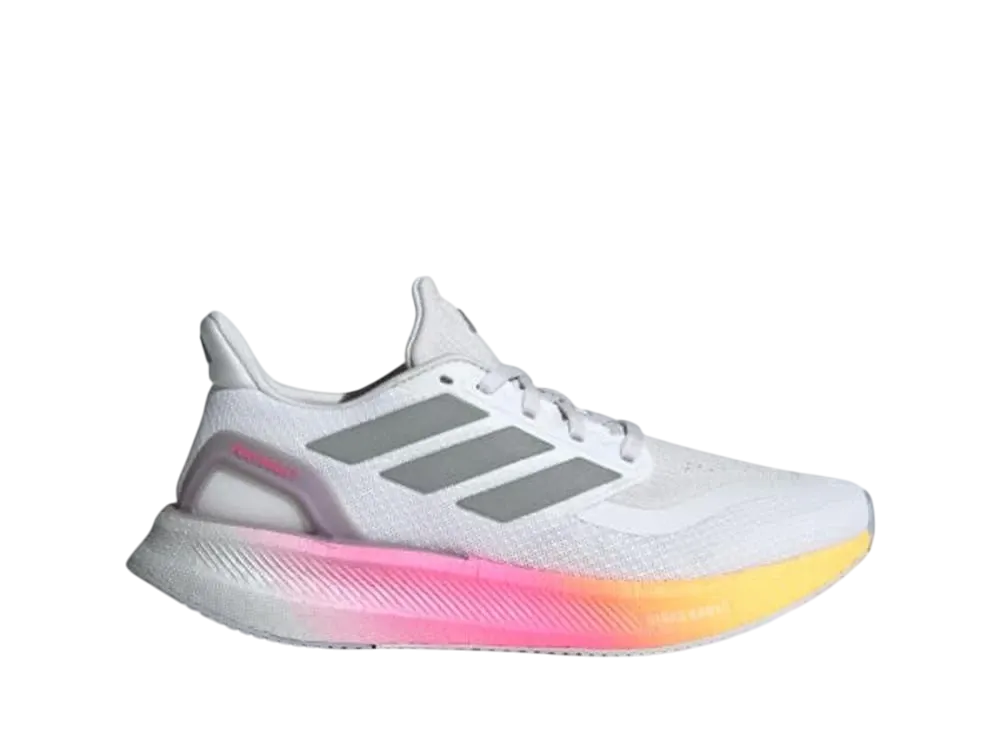 アディダス ウィメンズ ピュアブースト5 ランニング "クラウドホワイト/シルバーメタリック/スパーク"