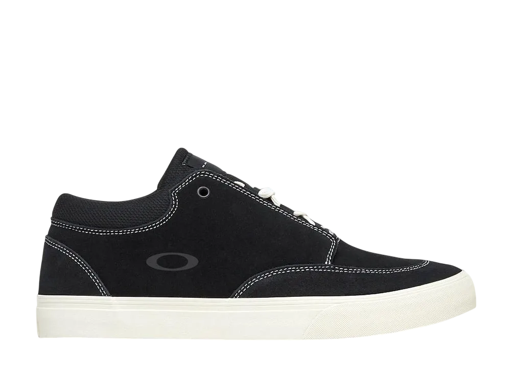 オークリー バンクス ロー "ブラック/ホワイト"