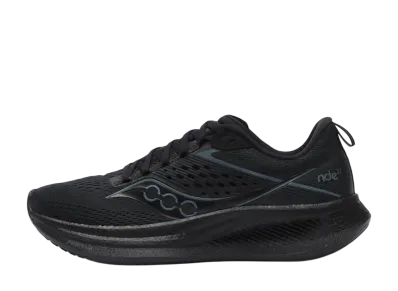 サッカニー ライド17 "トリプルブラック"