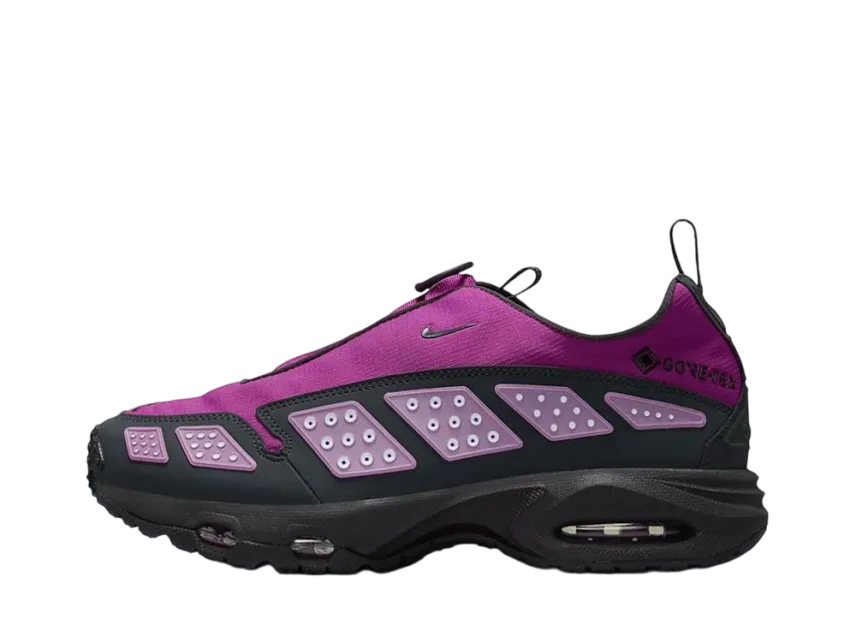 ナイキ ウィメンズ エアマックスサンダー ゴアテックス "ボールドベリーアンドダークスモークグレー"