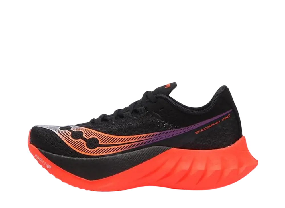 サッカニー ウィメンズ エンドルフィン プロ4 "ブラック/ビジレッド"