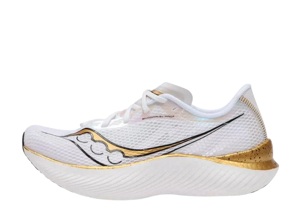 サッカニー エンドルフィン プロ3 "ホワイト/ゴールド"