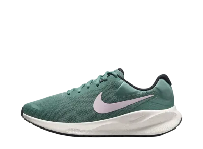 ナイキ ウィメンズ レボリューション7 "バイコスタル/セイル/ブラック/ピンクフォーム"