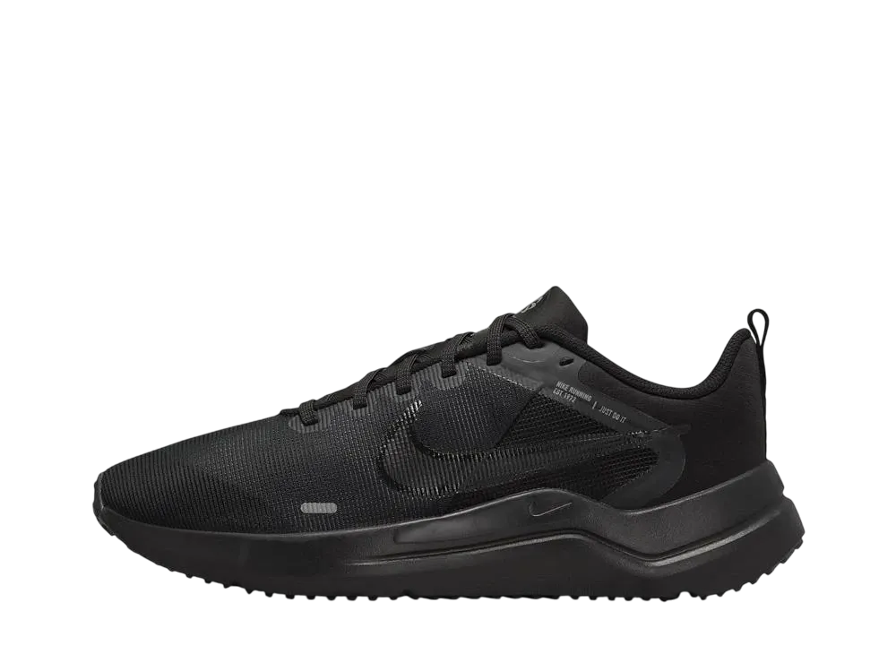 ナイキ ウィメンズ ダウンシフター12 "ブラック/ダークスモークグレー/アイアングレー/ブラック"