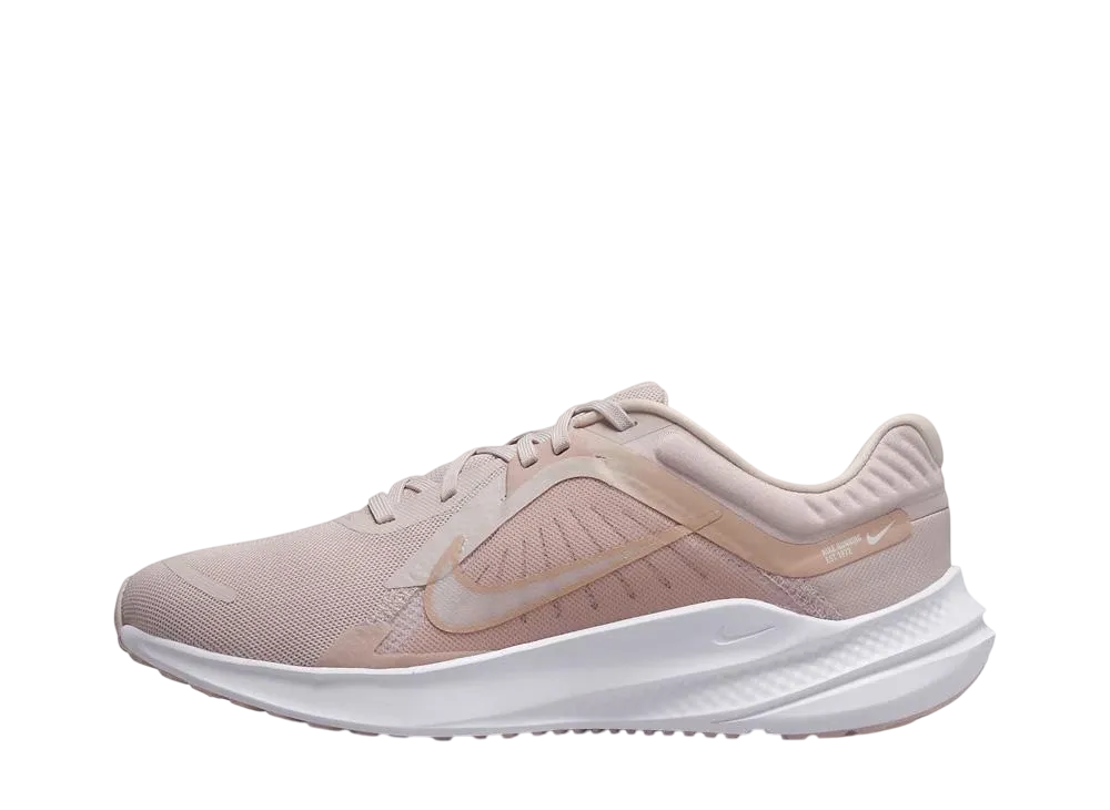 ナイキ ウィメンズ クエスト5 "ベアリーローズ/ピンクオックスフォード/ホワイト/ローズウィスパー"