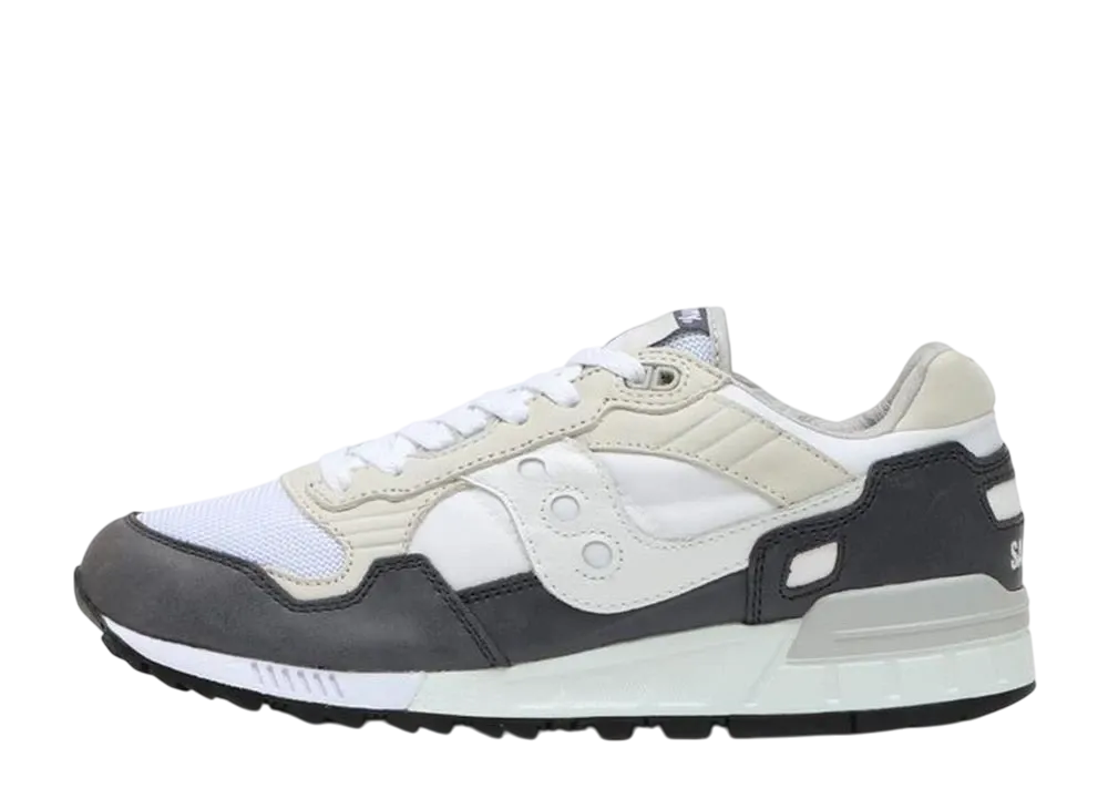 サッカニー シャドウ5000 "ホワイト/ネイビー"