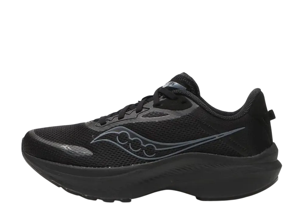 サッカニー アクソン3 "トリプルブラック"