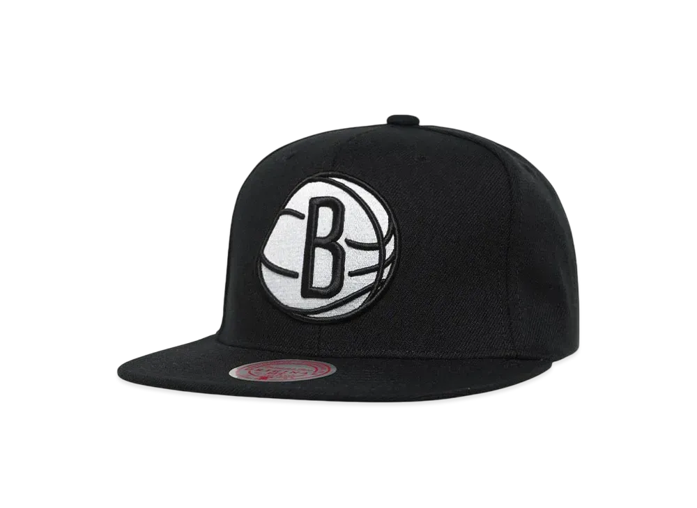 Mitchell&Ness NBA EVERGREEN BLACK WHITE SNAPBACK NETS "BLACK"