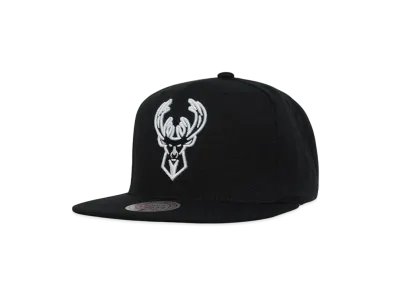 Mitchell&Ness NBA EVERGREEN BLACK WHITE SNAPBACK BUCKS "BLACK"