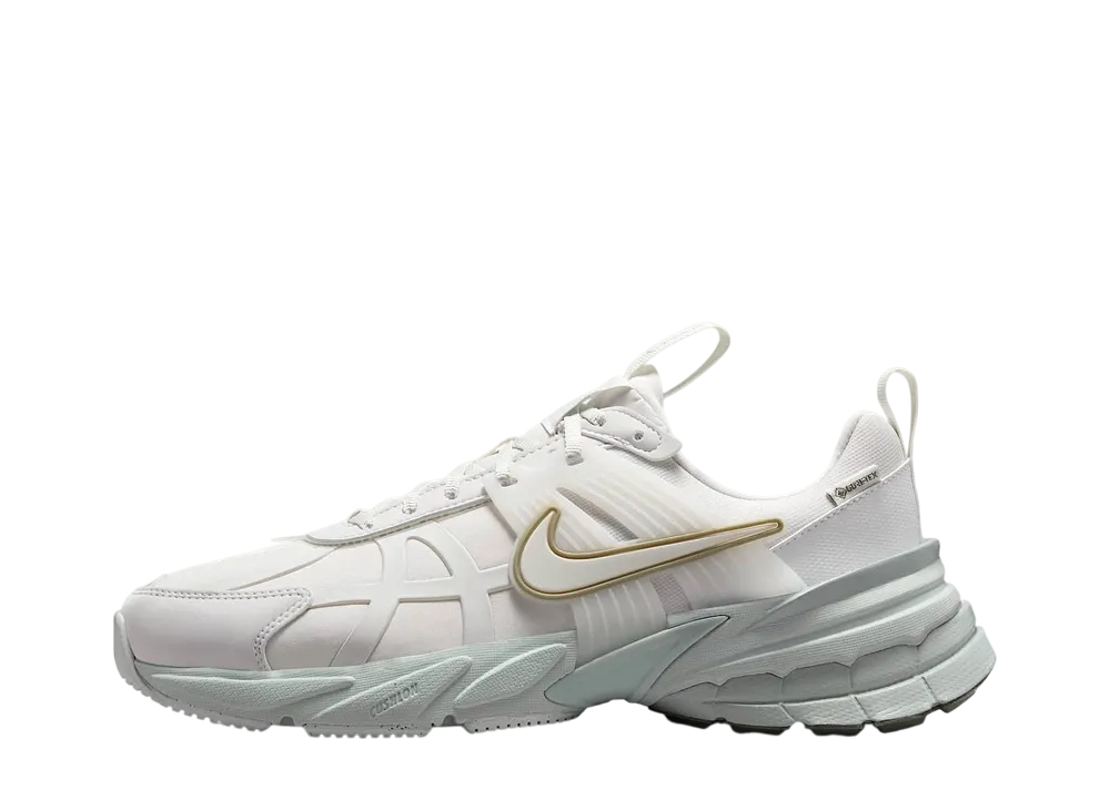 Nike Women's V2K Run GORE-TEX "Platinum Tint/Summit White/Light Silver/Platinum Tint"