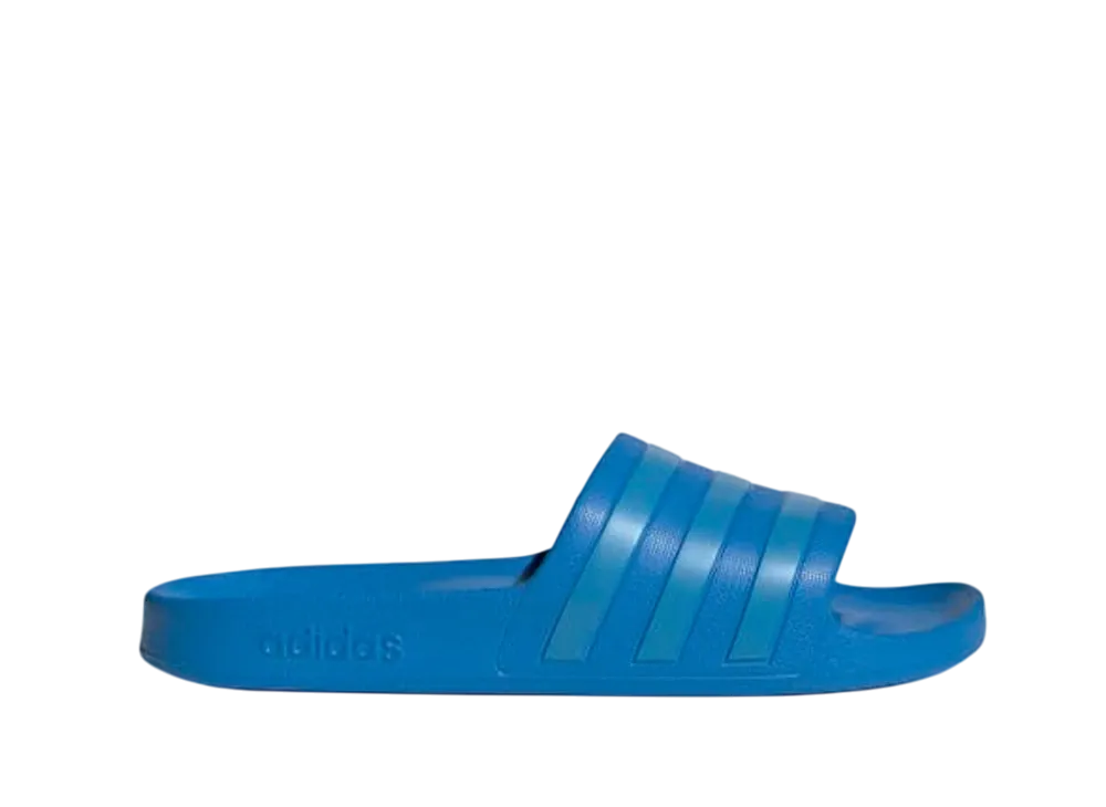 アディダス アディレッタ アクア スライド "ブルーラッシュ/スカイラッシュ"