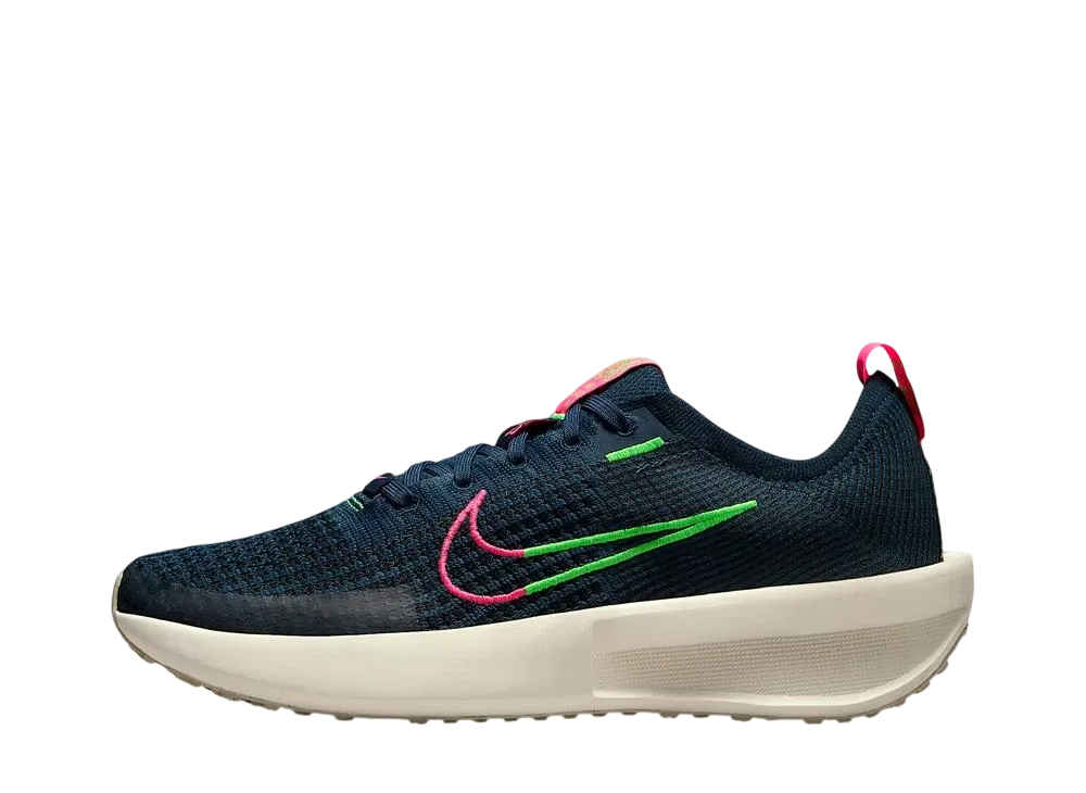 ナイキ ウィメンズ インタラクトラン "アーモリーネイビー/ハイパーピンク/ペールアイボリー/グリーンストライク"