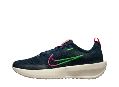 Nike Women's Interact Run "Armory Navy/Hyper Pink/Pale Ivory/Green Strike"