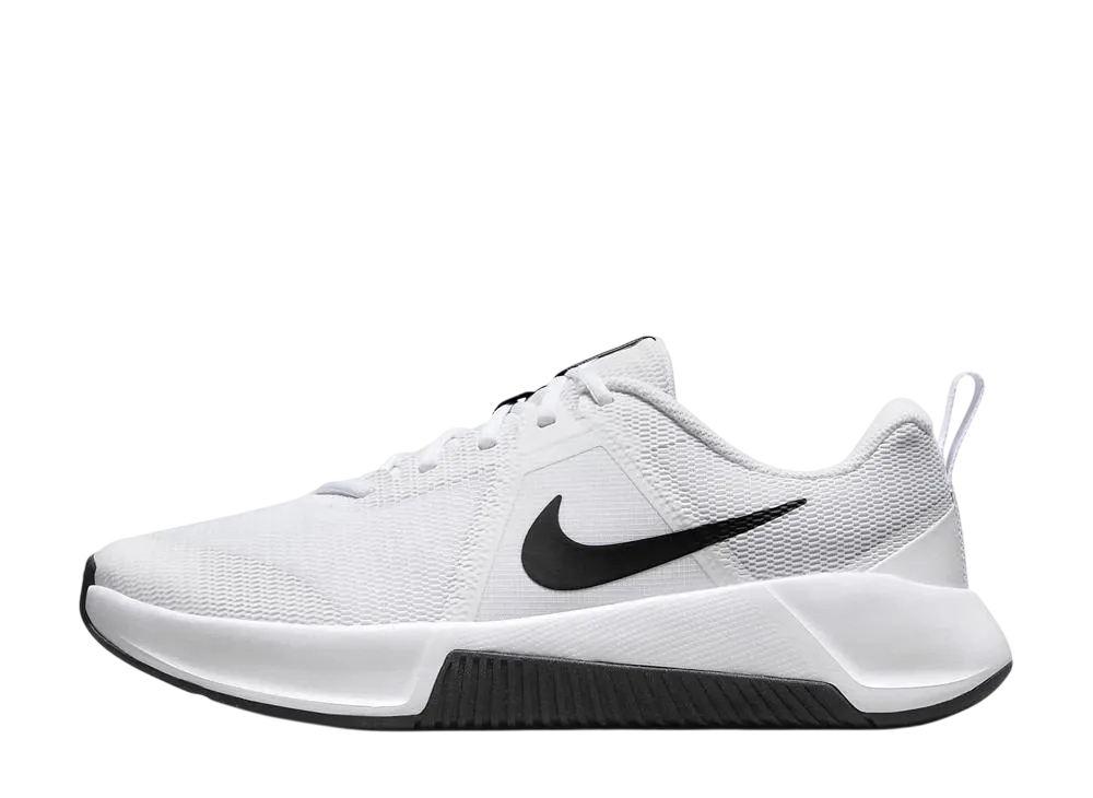 ナイキ MCトレーナー3 "ホワイト/ブラック"