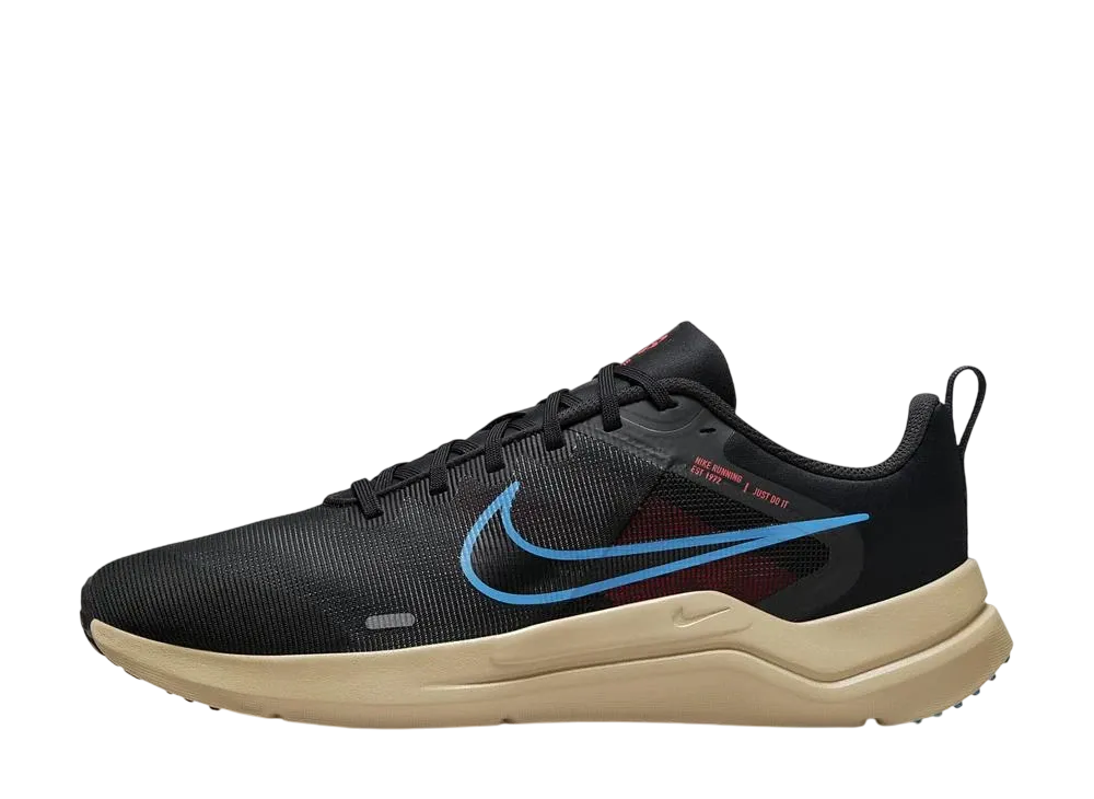 ナイキ ダウンシフター12 "ダークスモークグレー/カーキ/ブライトクリムゾン/レーザーブルー"