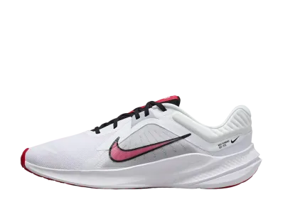 ナイキ クエスト5 "ホワイト/ライトスモークグレー/ブラック/ファイヤーレッド"