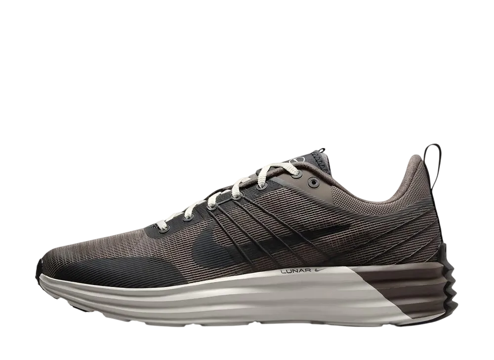 ナイキ ルナ ローム "ケーブストーン/アイアンストーン/バロックブラウン/ダークスモークグレー"