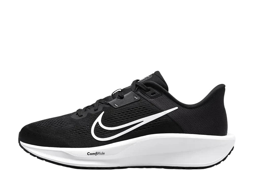 ナイキ クエスト6 "ブラック/アイアングレー/ホワイト"