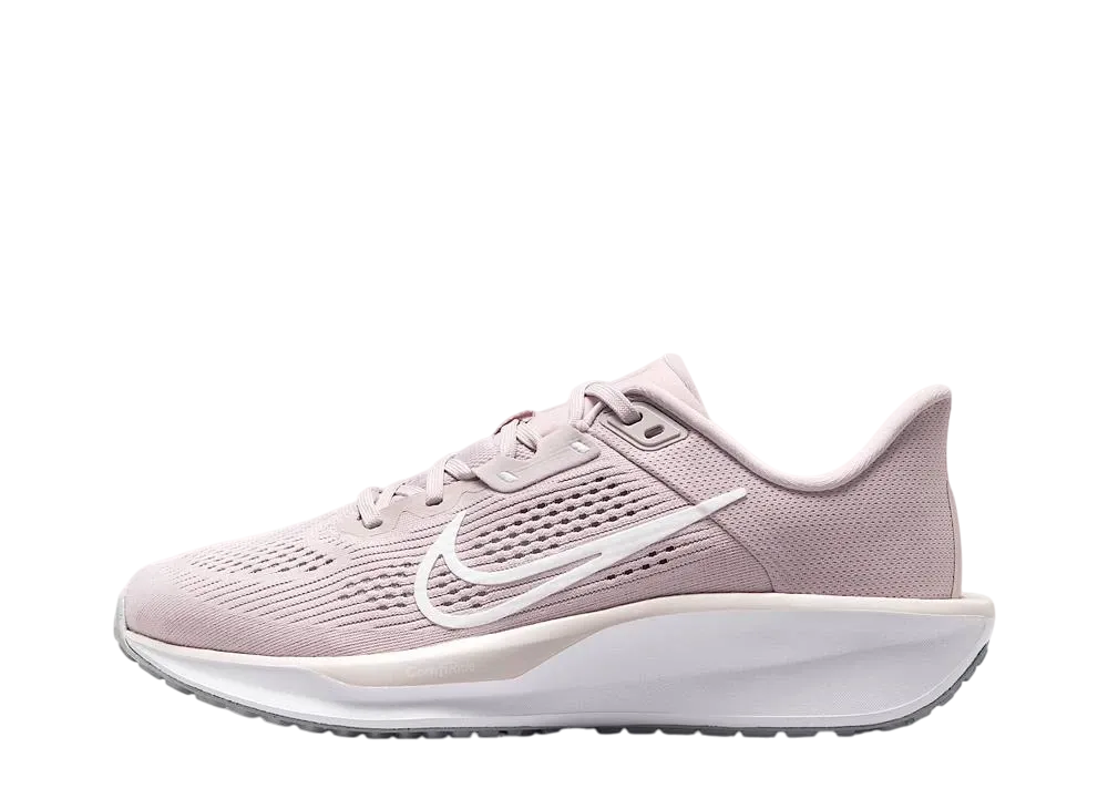 ナイキ ウィメンズ クエスト6 "プラチナムバイオレット/ウルフグレー/ホワイト"