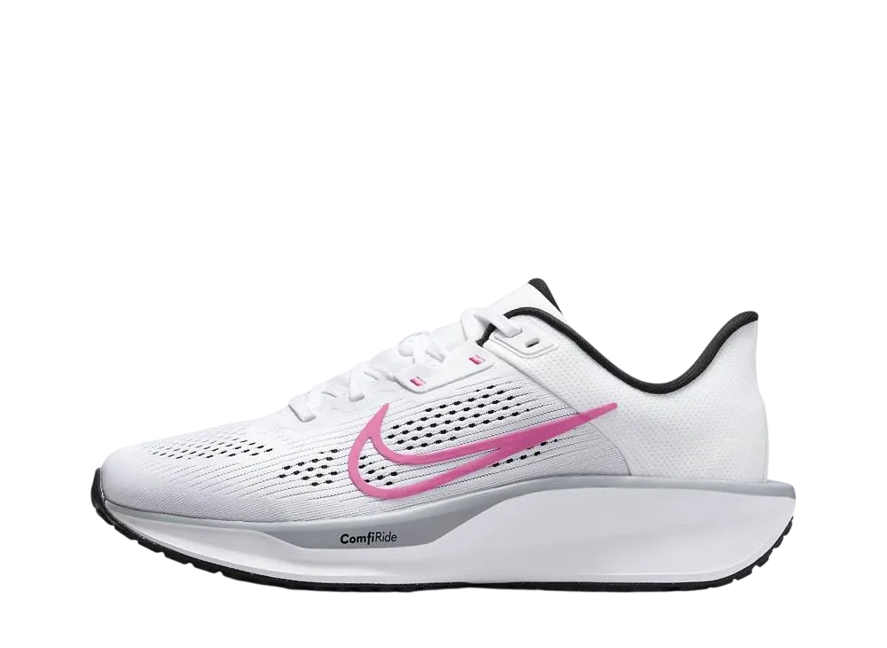 ナイキ ウィメンズ クエスト6 "ホワイト/ピンクサイクル/ウルフグレー/ブラック"