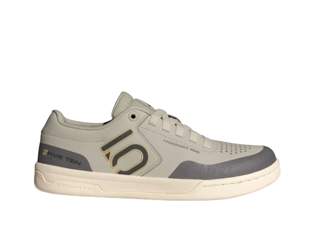 アディダス 510 フリーライダー プロ マウンテンバイク "パテグレー/カーボン/チャコール"