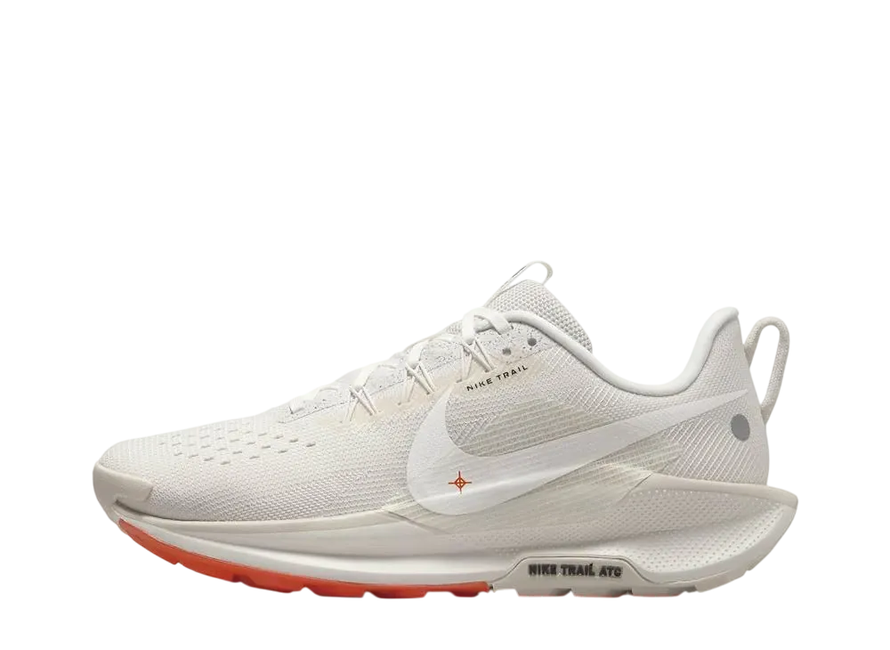 ナイキ ウィメンズ ペガサス トレイル5 "ファントム/ピカンテレッド/ブラック/セイル"