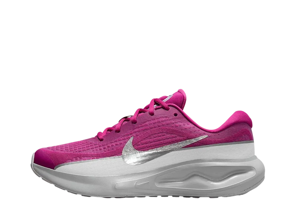 ナイキ ウィメンズ ジャーニーラン PRM "ホットフューシャ/ウルフグレー/メタリックシルバー"