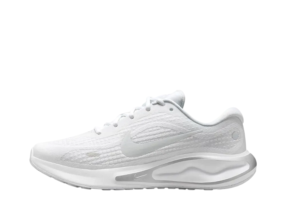 ナイキ ウィメンズ ジャーニーラン "ホワイト/ピュアプラチナ/メタリックシルバー/ホワイト"