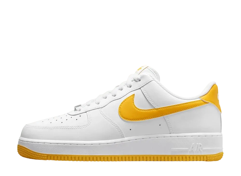 ナイキ エアフォース1 '07 "ホワイト/ホワイト/ユニバーシティゴールド"
