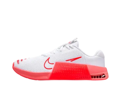 Nike Women's Metcon 9 "White/Magic Ember/Summit White/Bright Crimson"