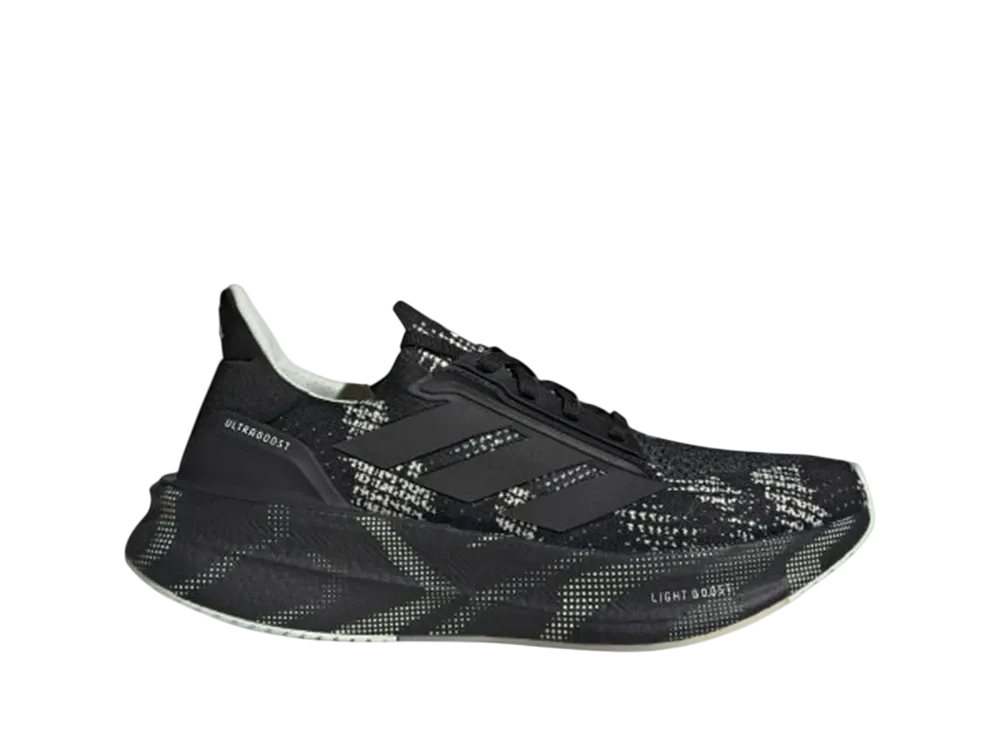アディダス ウィメンズ ウルトラブースト5X "コアブラック/リネングリーン"