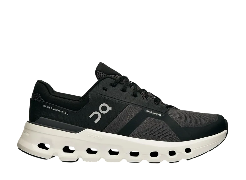 On Cloudrunner 2 "Eclipse/Black"