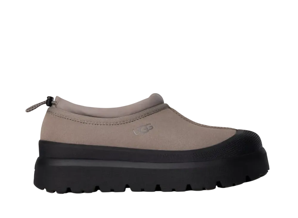 アグ タスマン ウェザーハイブリッド "スモークプリュム/ブラック"